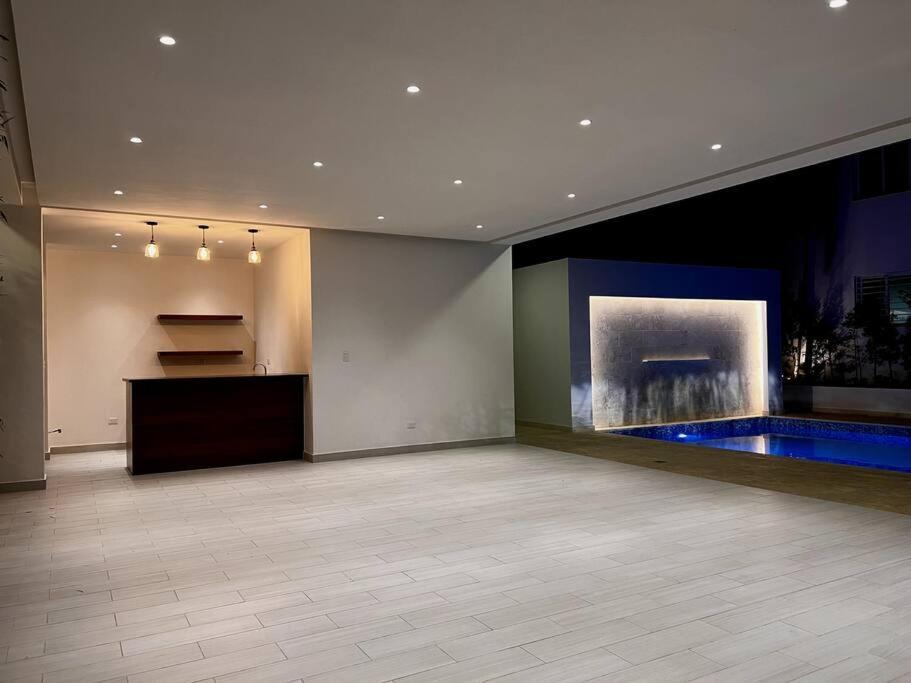 Outstanding Pent House W/Jacuzzi Apartamento Santiago De Los Caballeros Exterior foto